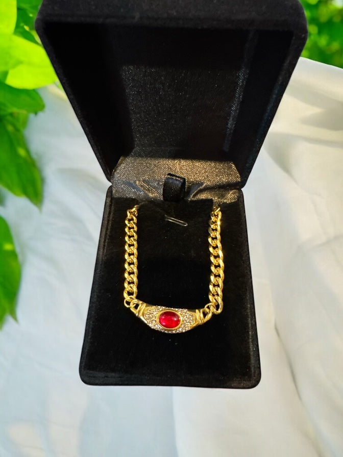 Our Bella Necklace – Inspired by Bella Hadid Complete With Gift Box