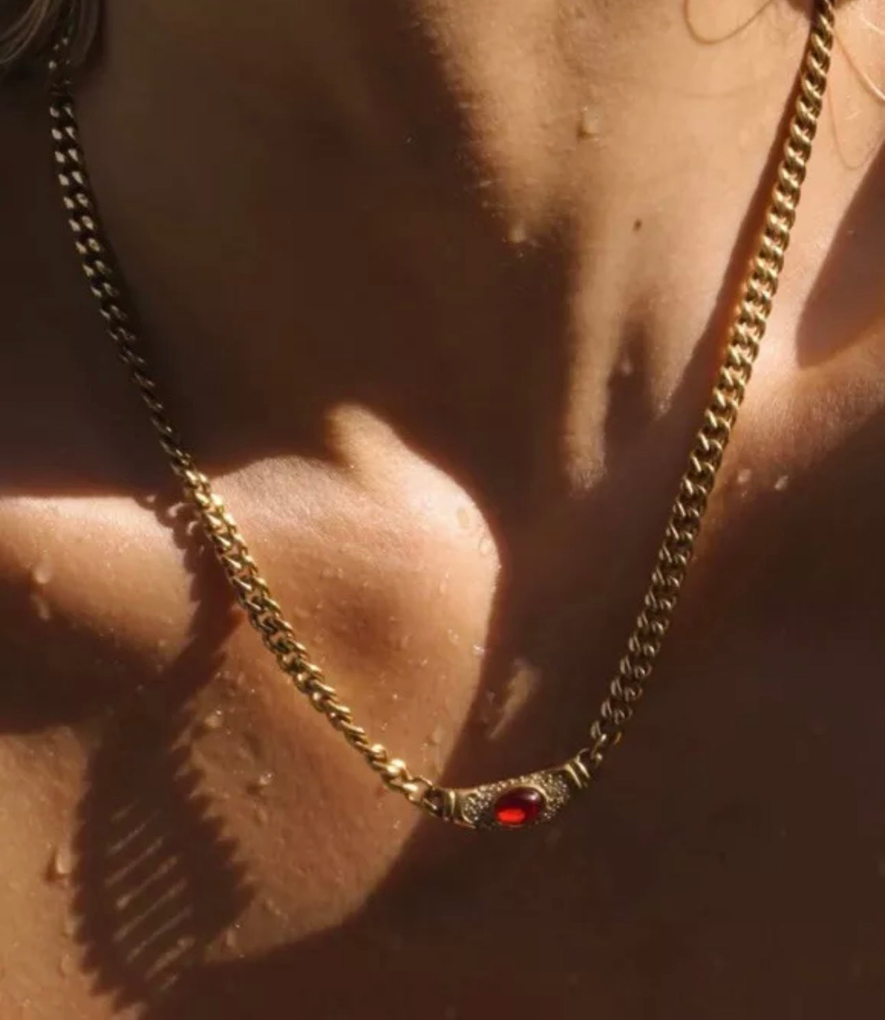 Our Bella Necklace – Inspired by Bella Hadid Complete With Gift Box