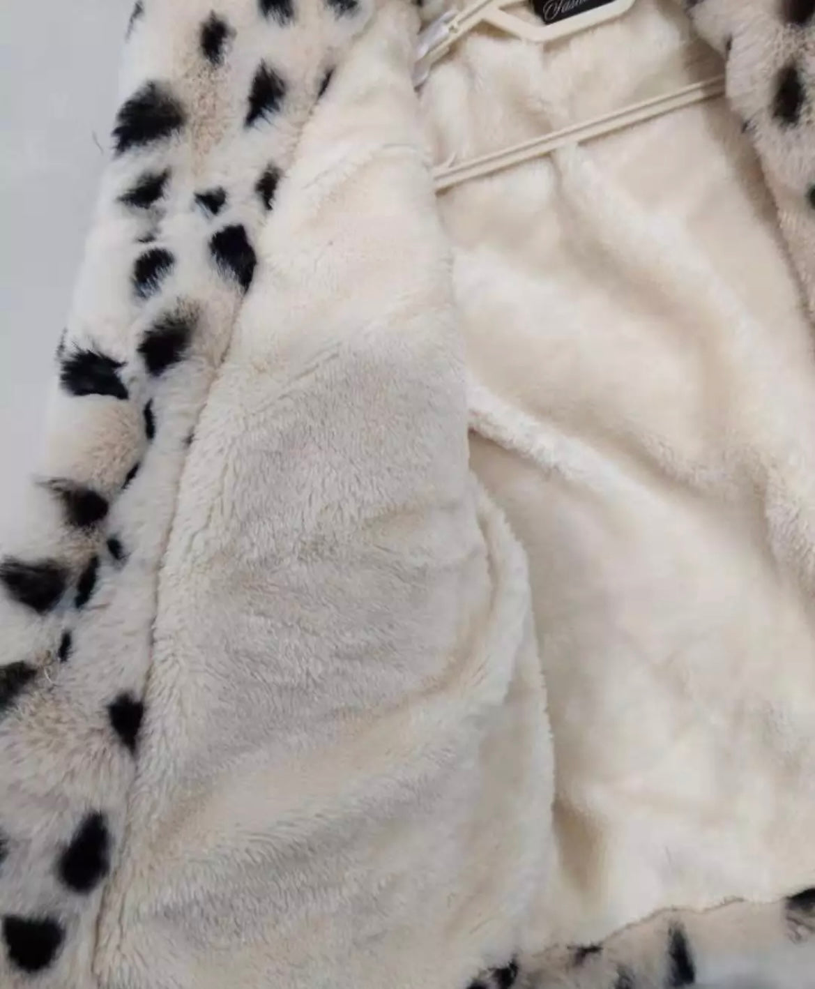 Super Warm Super Cute Faux Fur Jacket – Snow Leopard 1-8 years