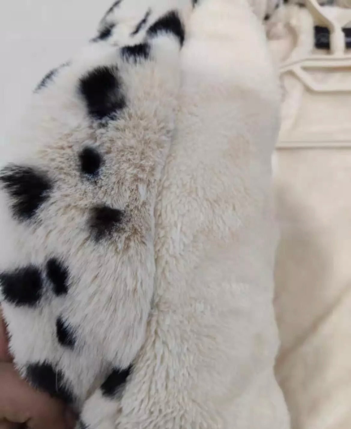 Super Warm Super Cute Faux Fur Jacket – Snow Leopard 1-8 years